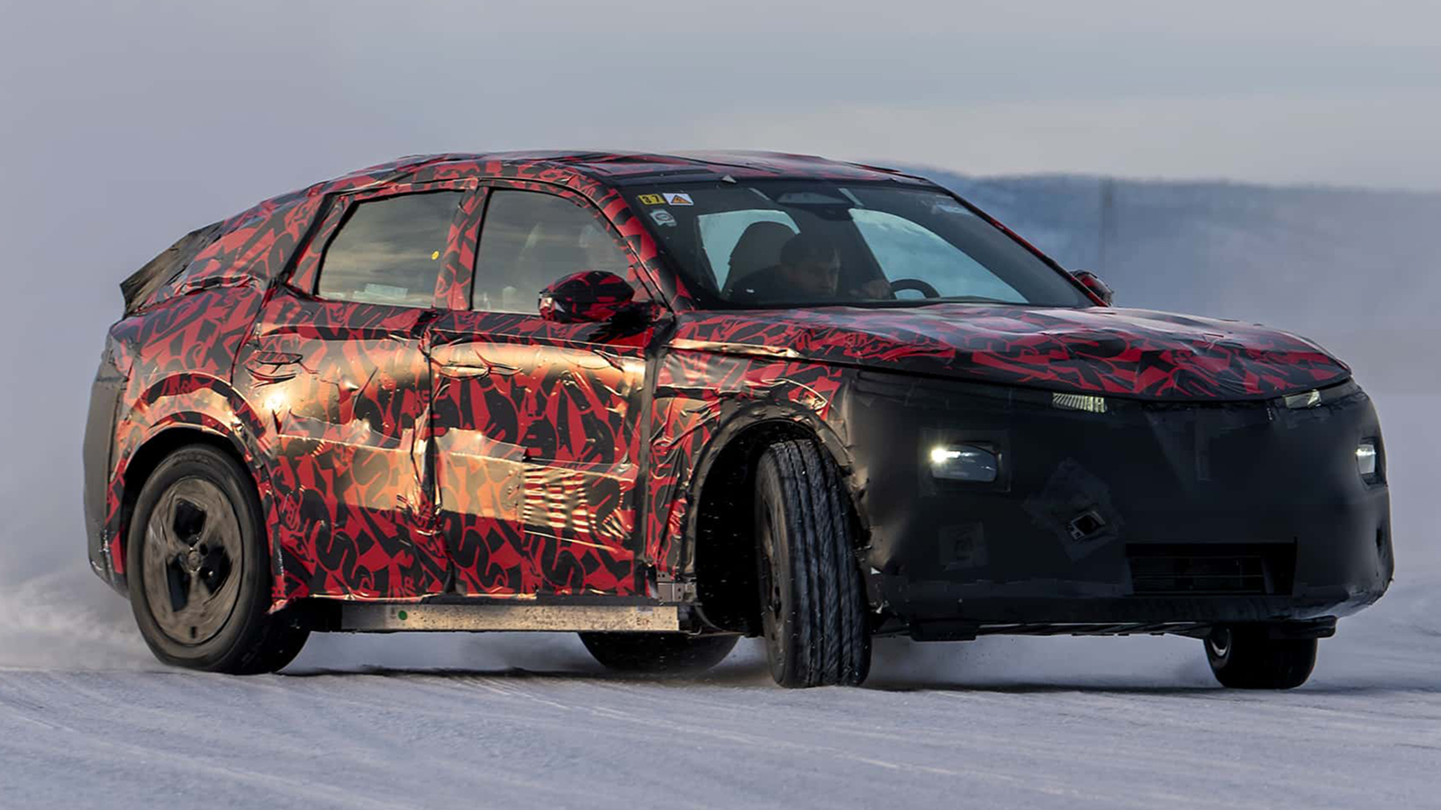 Πρώτες επίσημες εικόνες της νέας Alfa Romeo Stelvio